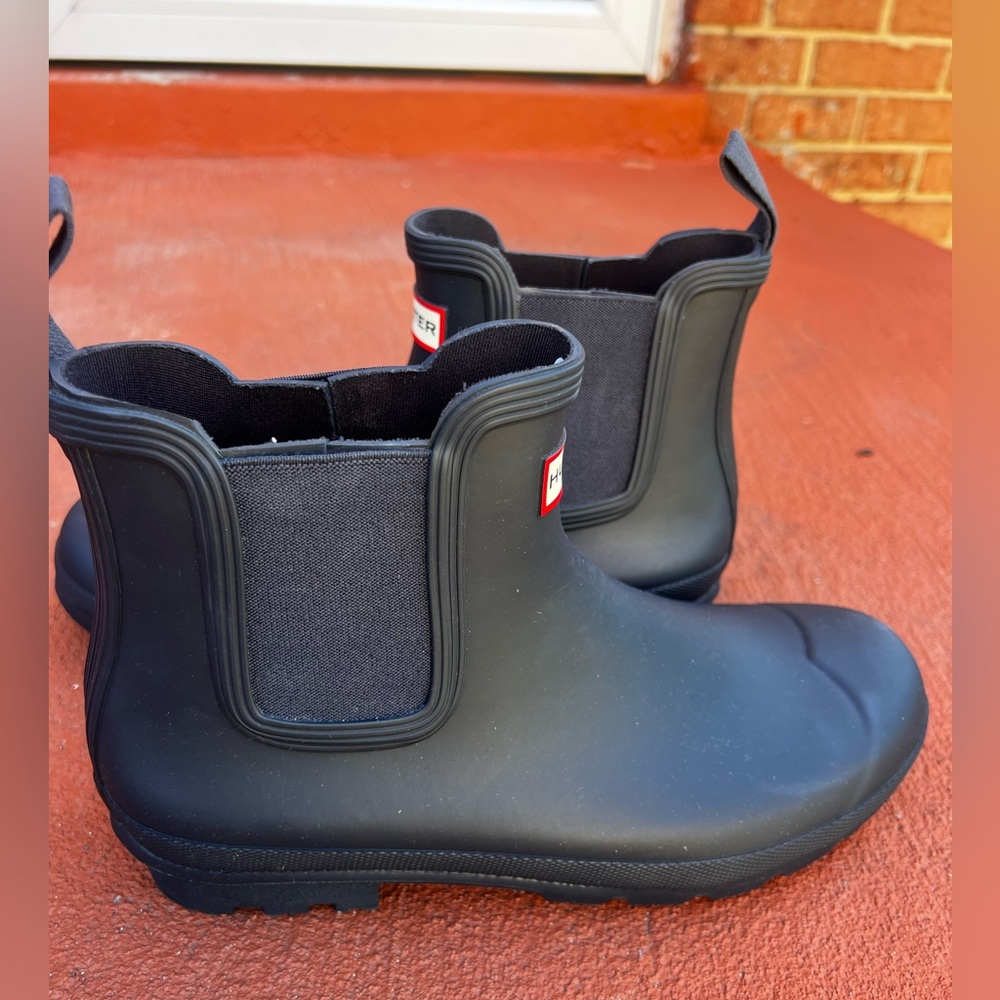 Hunter Navy Blue Chelsea Waterproof Boots. - Picture 3 of 12
